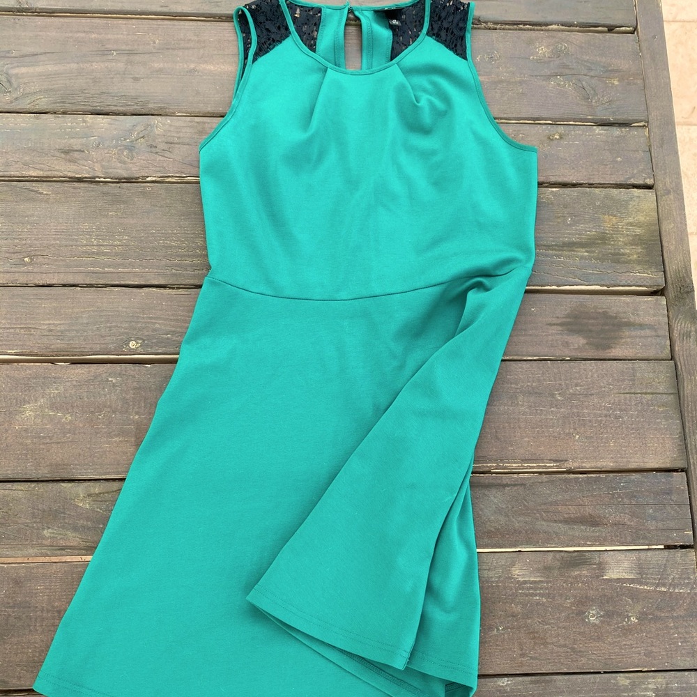 Emerald a-line cocktail dress with black lace